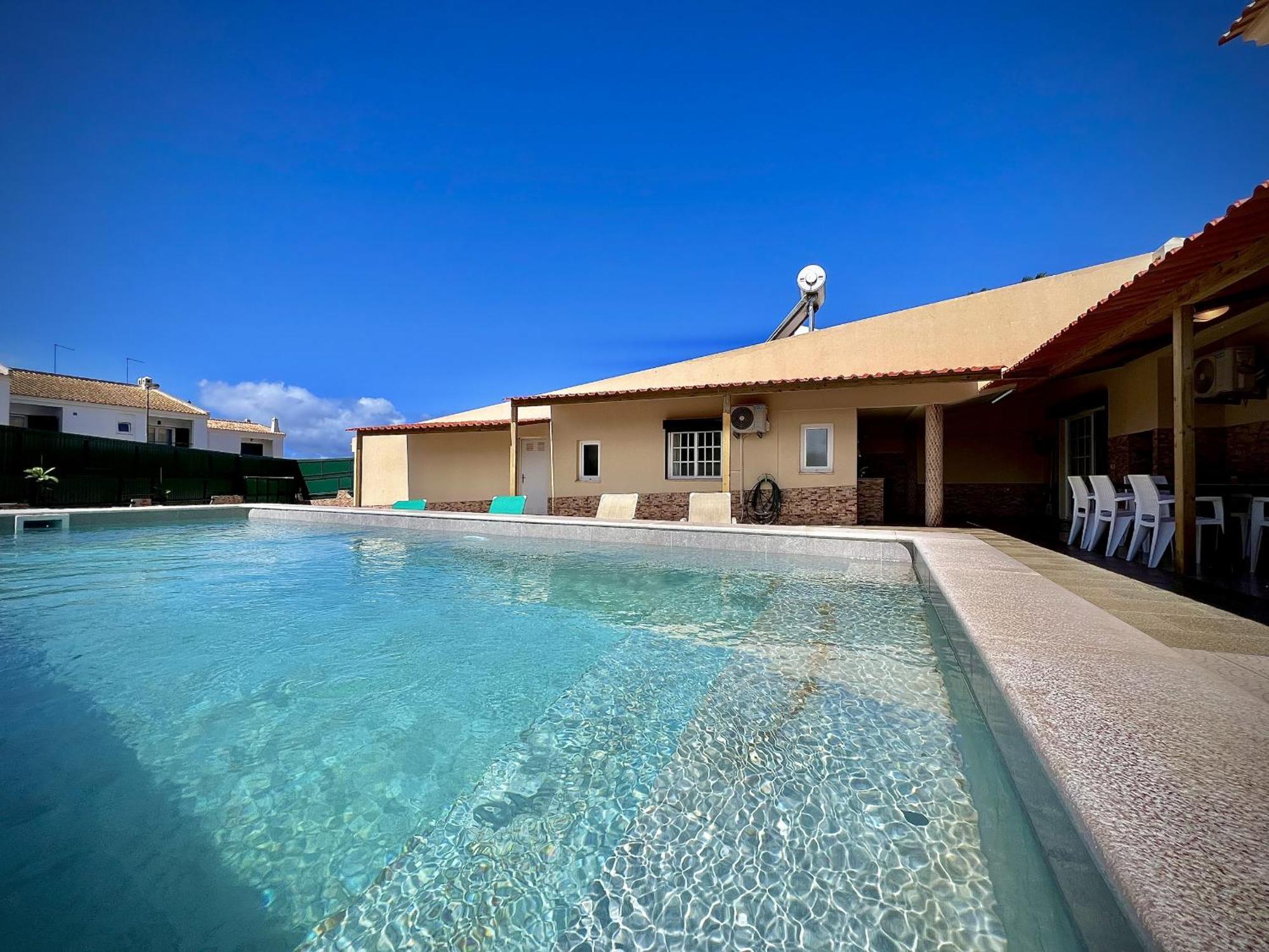 Albufeira Summer Villa 2 With Pool By Homing エクステリア 写真